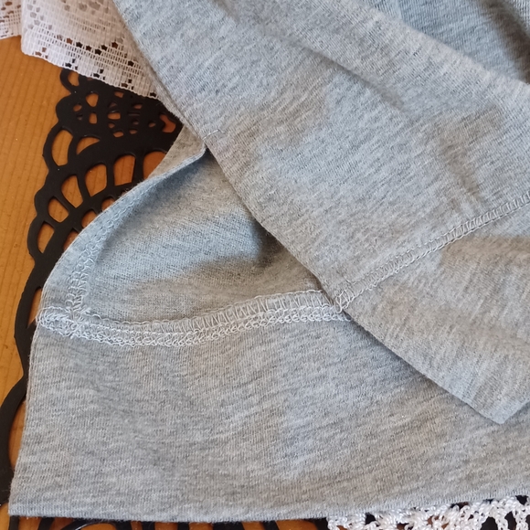 NEW WITH TAGS WOMENS COLOSSEUM SIZE MEDIUM TAMPA BAY LIGHTNING SEQUIN TOP - Picture 8 of 8